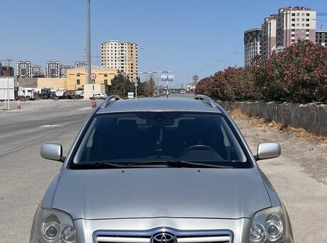 Toyota Avensis 2005