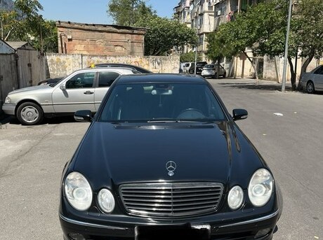 Mercedes E 220 d 2003