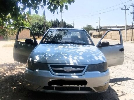 Daewoo Nexia 2010