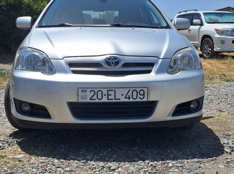 Toyota Corolla 2005