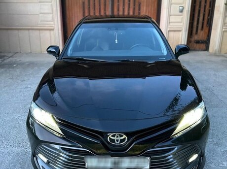 Toyota Camry 2018