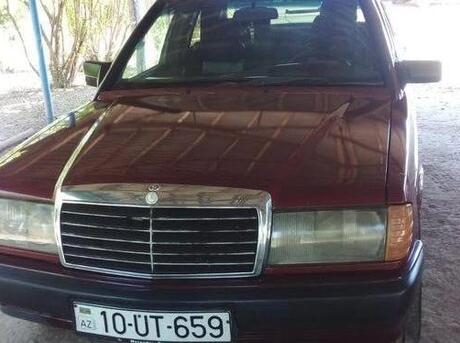 Mercedes 190