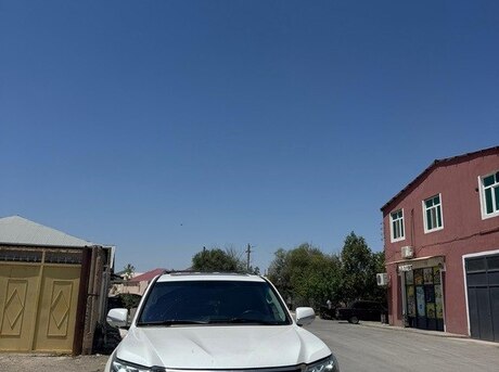 Lexus LX 570 2011