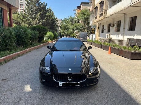 Maserati Quattroporte
