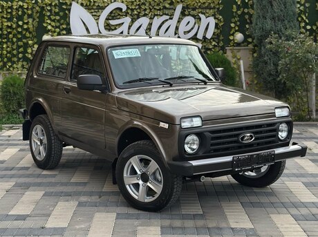 LADA (VAZ) Niva 2025