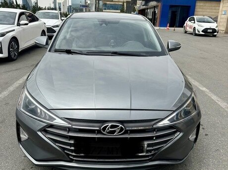 Hyundai Elantra 2019