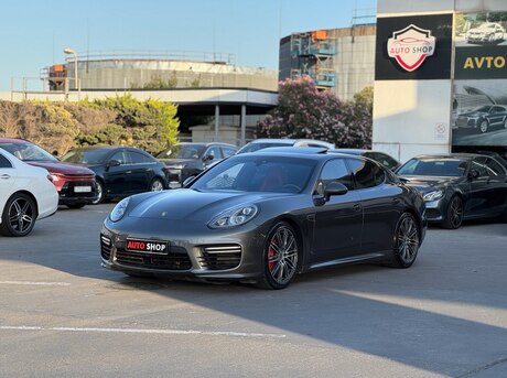 Porsche Panamera GTS 2014