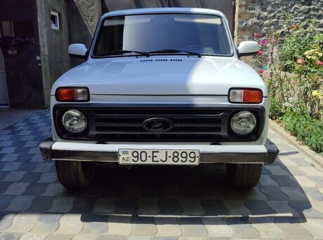 LADA (VAZ) Niva 2008