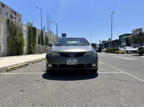 Kia Cerato 2012