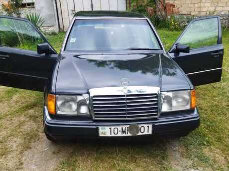 Mercedes E 200