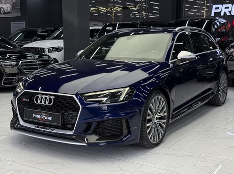 Audi RS4