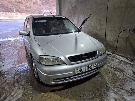 Opel Astra 1998