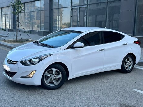 Hyundai Avante 2015