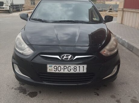 Hyundai Accent 2012