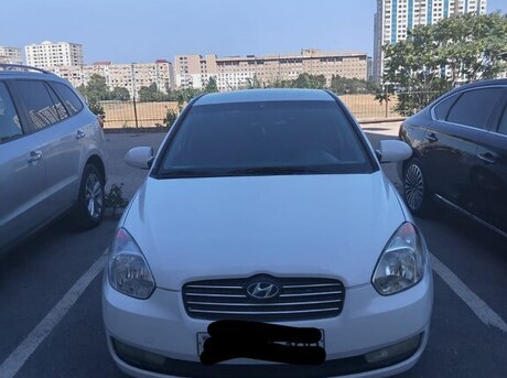 Hyundai Accent 2010