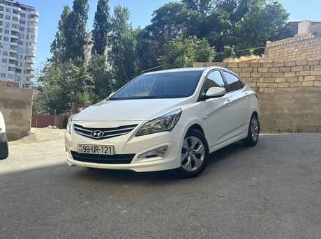 Hyundai Accent 2015
