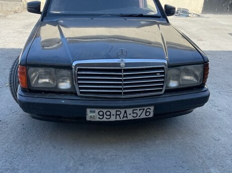 Mercedes 190 1990