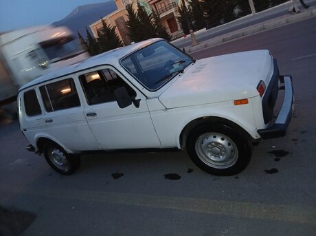LADA (VAZ) Niva 1998