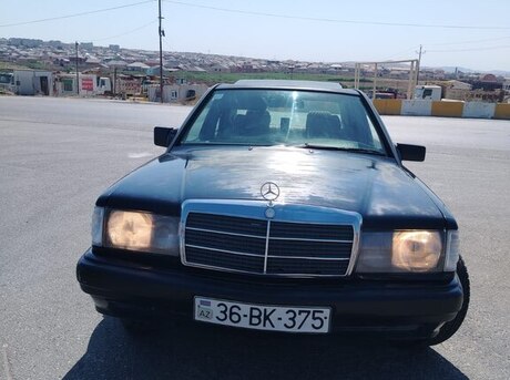 Mercedes 190