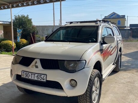 Mitsubishi L200
