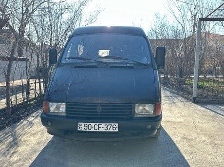 GAZ Sobol 1999