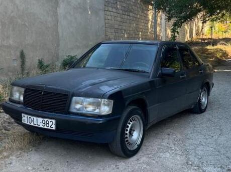 Mercedes 190 1988