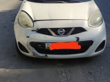 Nissan March 2016