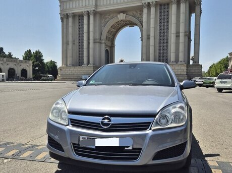 Opel Astra 2007