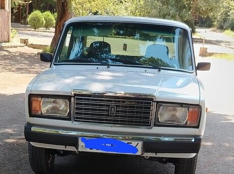 LADA (VAZ) 2107
