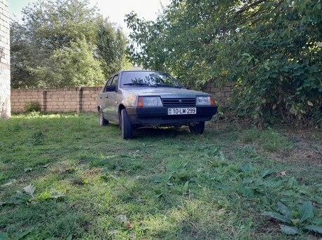 LADA (VAZ) 21099 2003