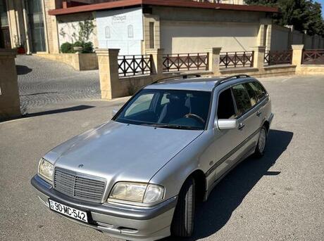 Mercedes C 180