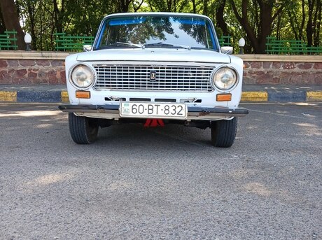 LADA (VAZ) 21011 1980