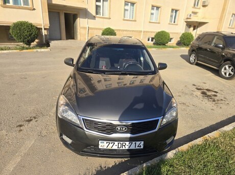 Kia Ceed 2011