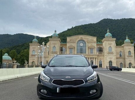 Kia Ceed 2013