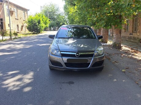 Opel Astra 2005