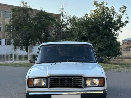 LADA (VAZ) 2107 2000