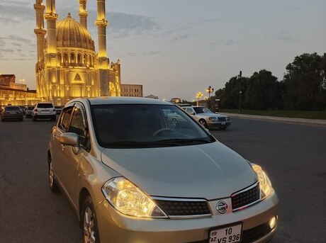 Nissan Tiida 2007