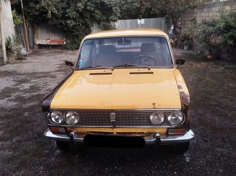 LADA (VAZ) 2103