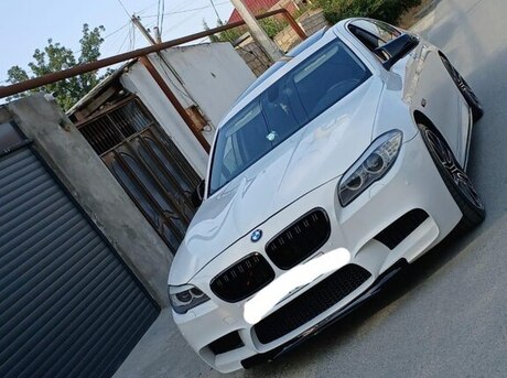 BMW 528