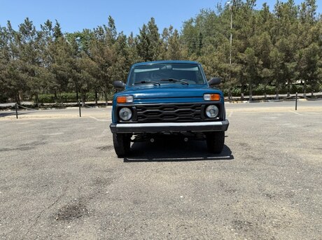 LADA (VAZ) Niva