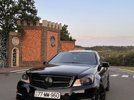 Mercedes C 250