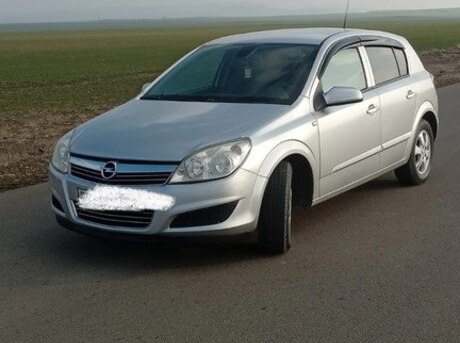 Opel Astra 2007