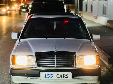 Mercedes 190