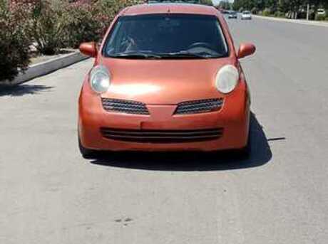Nissan March 2002