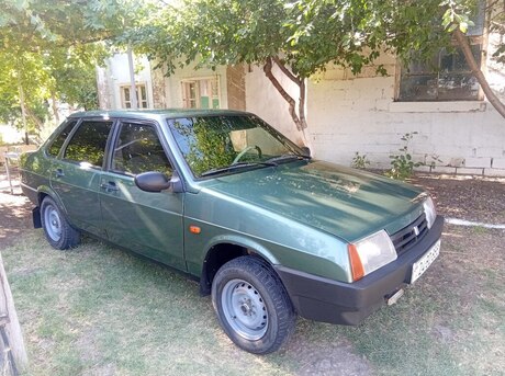 LADA (VAZ) 21099 2000