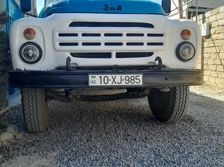 ZIL 130