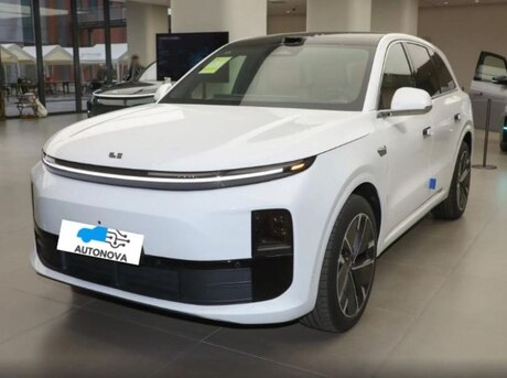 Li Auto L6