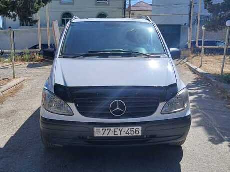 Mercedes Vito 111
