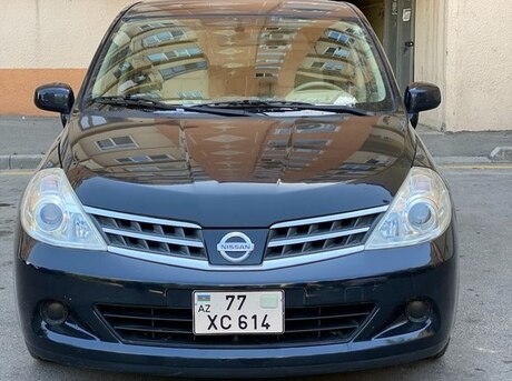 Nissan Tiida 2012