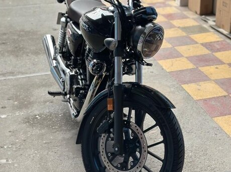Honda H’ness CB350 DLX Pro